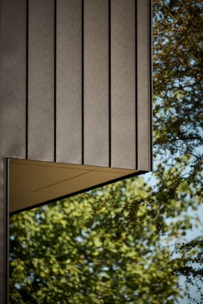 Architekt mit dem Auge für die Details einer Villa mit Naturblick und Fassadenverkleidung aus Stahl und Stein, Konsul Lorenzen Straße 5, 24376 Kappeln